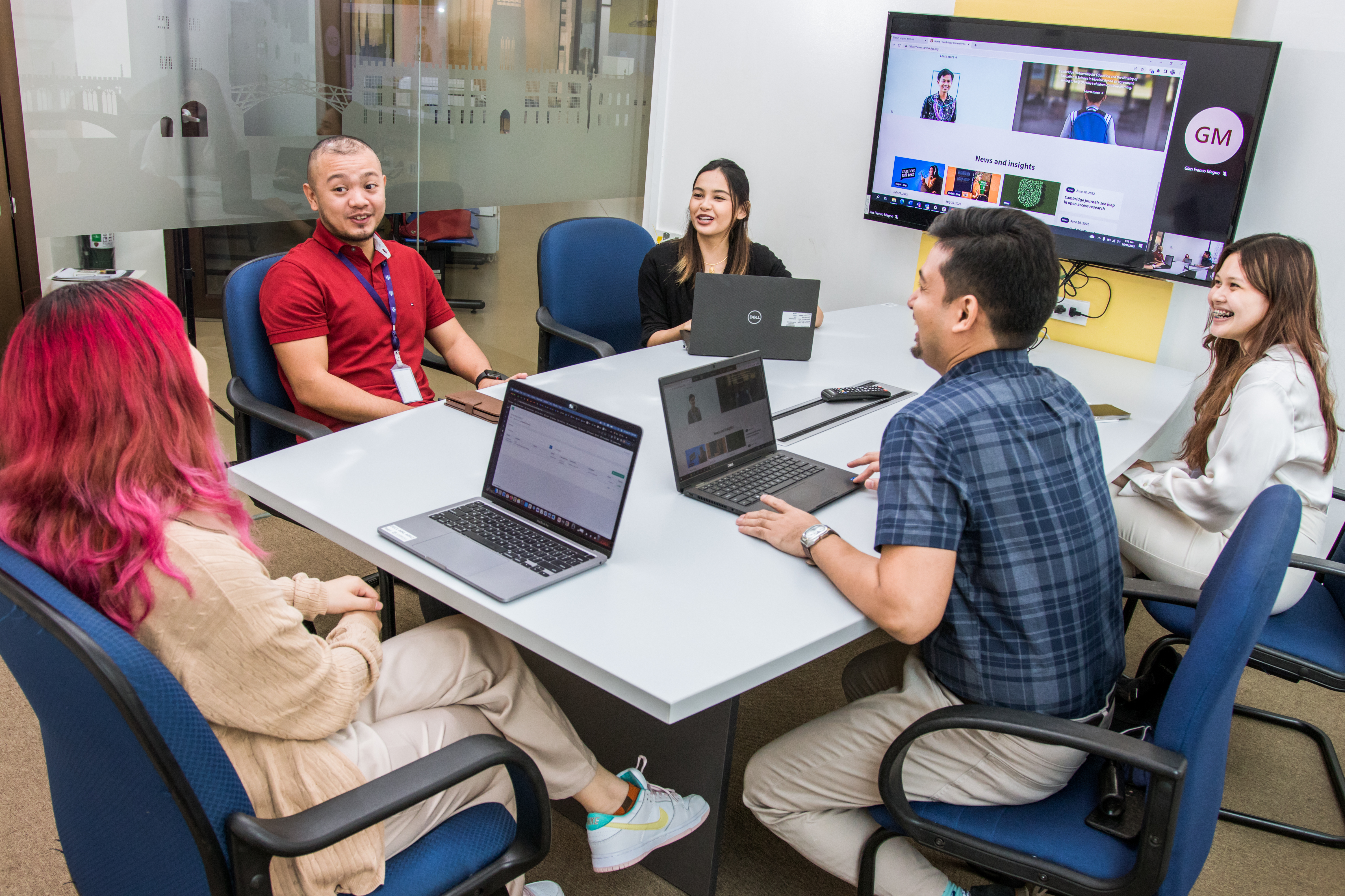 Office colleagues meeting in Manila