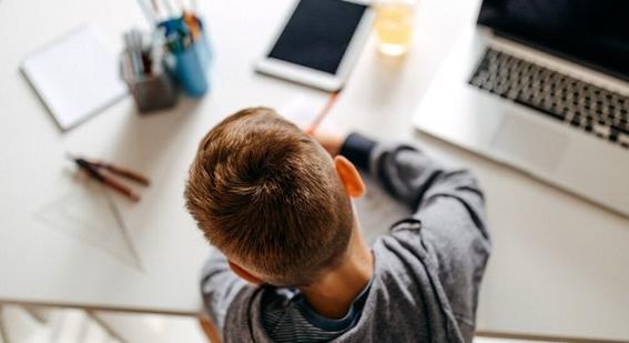 Student learning at home